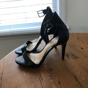 Strappy heeled sandals